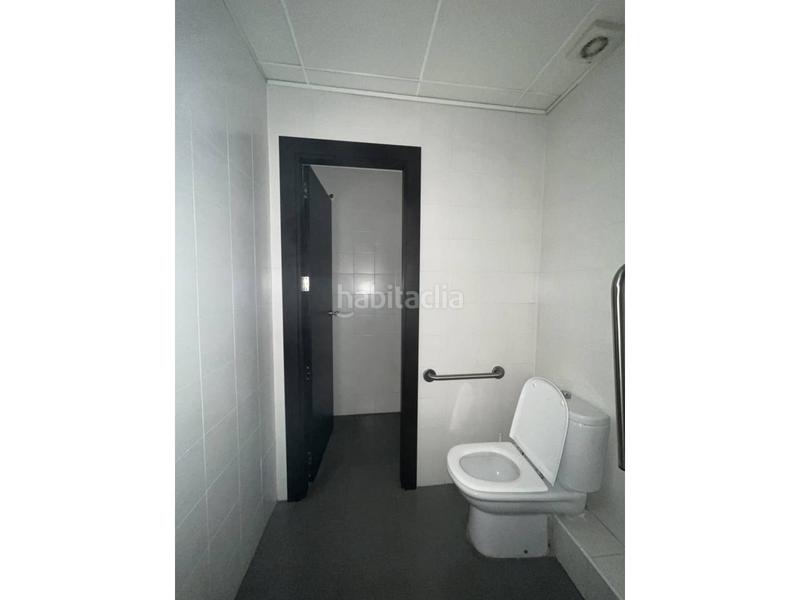 Foto 8b3116a8-f07c-4d88-b2fd-7e86e62c9829. Rent business premise in Campello Pueblo Campello (el)