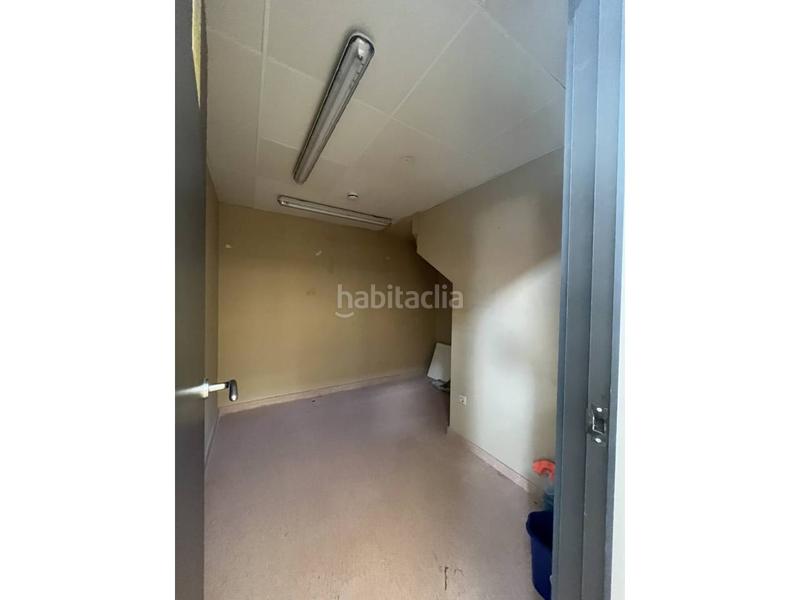 Foto f5e00471-1ef3-442a-a28a-2dcc0a532d5b. Rent business premise in Campello Pueblo Campello (el)