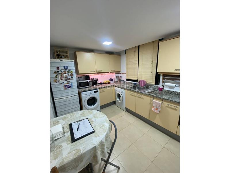 Foto 3c90cafd-f4b3-4ff6-9c23-ea5d4cc77d96. Pis amb calefacció aparcament piscina a Centro San Juan de Alicante