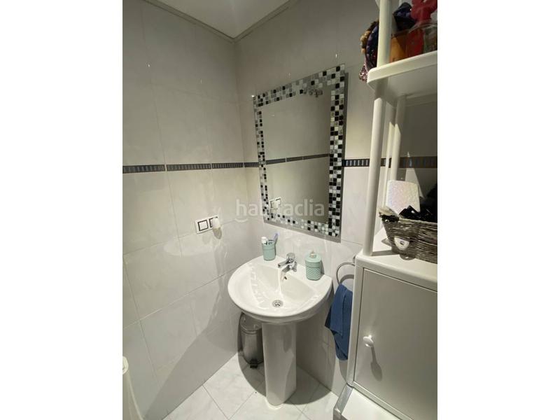 Foto 99c4adee-5bb9-4b30-bf47-7a5dce39951e. Pis amb calefacció aparcament piscina a Centro San Juan de Alicante