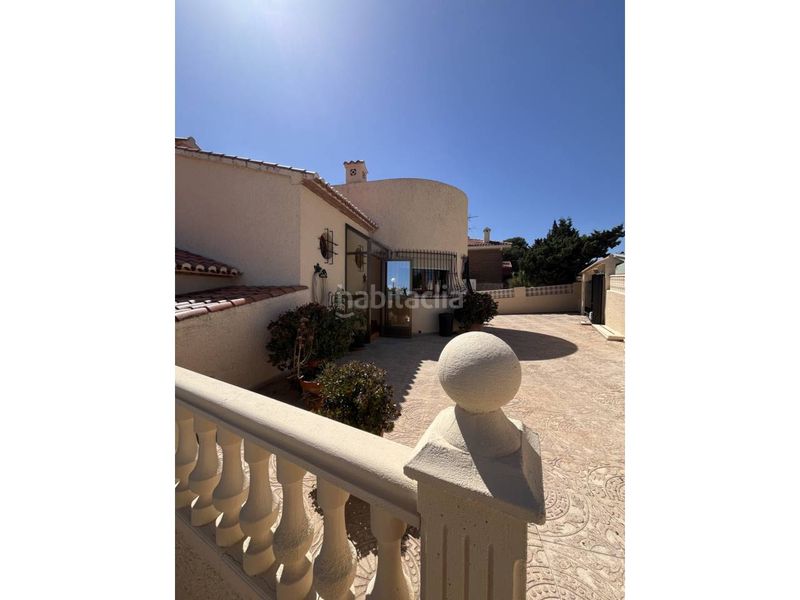 Foto d1b775d2-0ed7-4a23-bc60-35163813fe4c. Miete chalet mit pool in Centro Mutxamel
