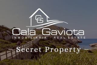 Residential Plot in Ses Salines Poble. Excelente solar en esquina en el centro de ses salines