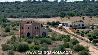 Xalet a Campos. Chalet en construcción a pocos kilómetros de ses salines en un e