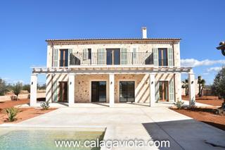 Chalet à Es Llombards. Villa de lujo en es llombards
