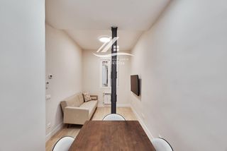 Flat in Calle de Lombía