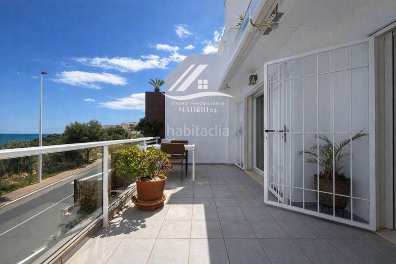 Foto d48f5e93-7ad8-4540-87f0-3a8134369a4c. Àtic amb aparcament piscina a Monte y Mar Santa Pola