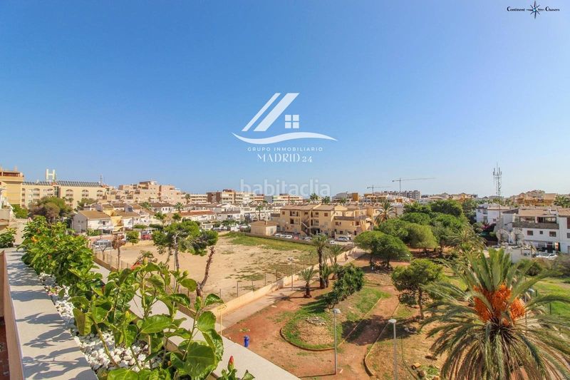 Foto f6d2a7cd-83cc-4ba8-aeb0-9577a39cd661. Àtic a Punta Prima Torrevieja