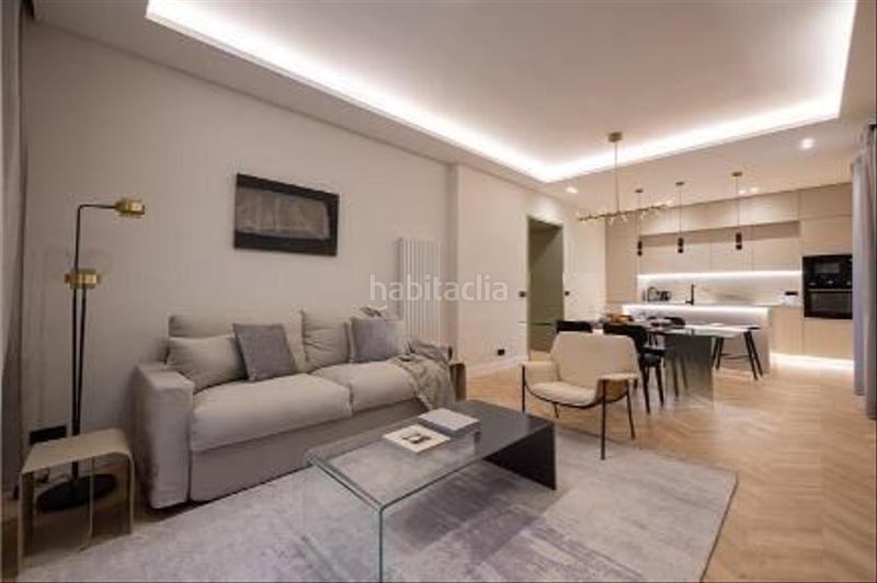 Foto f5130fb8-1e11-4b7b-8fe7-73259cf9b67b. Piso  en calle palma, en Justicia-Chueca Madrid