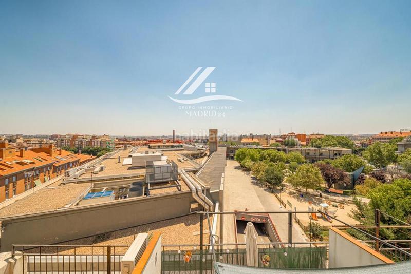 Foto f54f65cf-dfa5-48a8-aea9-41377f1ac195. Ático  , ático en venta en puerta de toledo 2 en Madrid