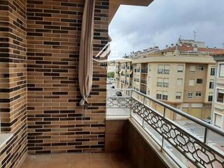 Pis  Juan carlos i. Amplio piso de 3 habitaciones, parking y ascensor 23189