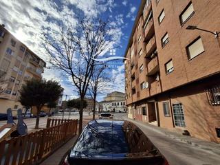 Pis  Estación. Piso en venta en roda, la