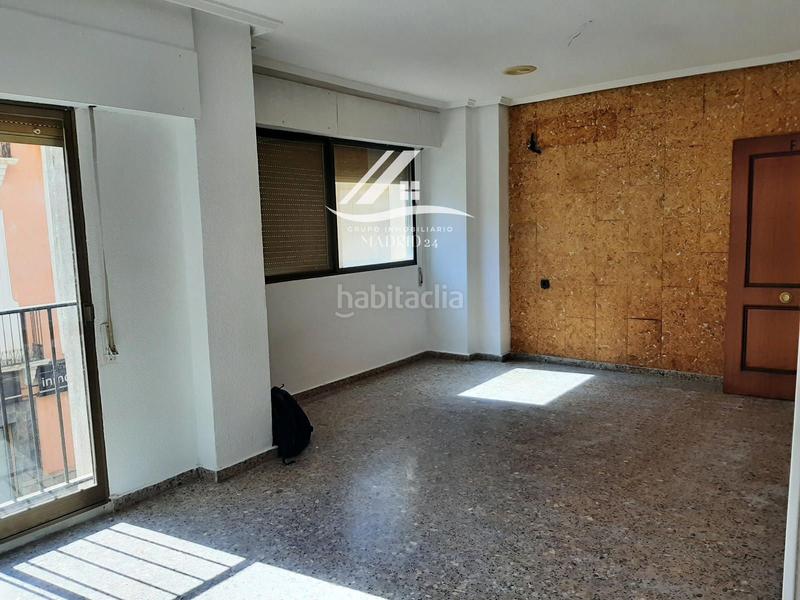 Foto f47f79fb-9d23-4e23-83b2-3189be64be05. Pis a Orihuela ciudad Orihuela