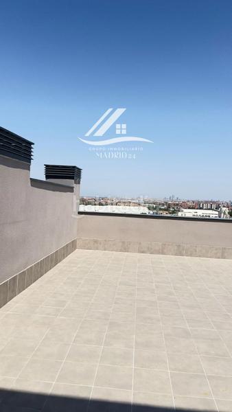 Foto 5635811e-82ec-48de-9903-a9400210094b. Piso espectacular loft en terrazas del marquesado en Madrid