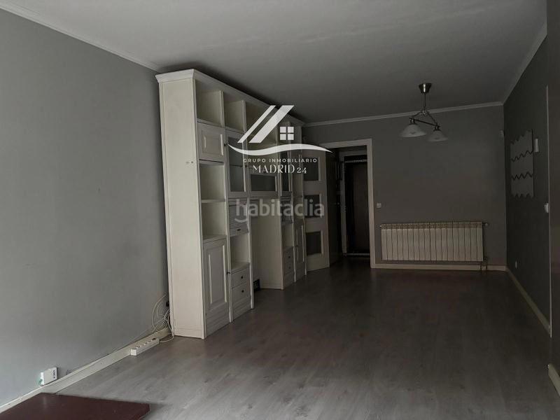 Foto 225d0eb4-7d4f-46ce-8659-7ef4e5f0462b. Piso oportunidad en vinateros financiación hasta el 100 23117 en Madrid