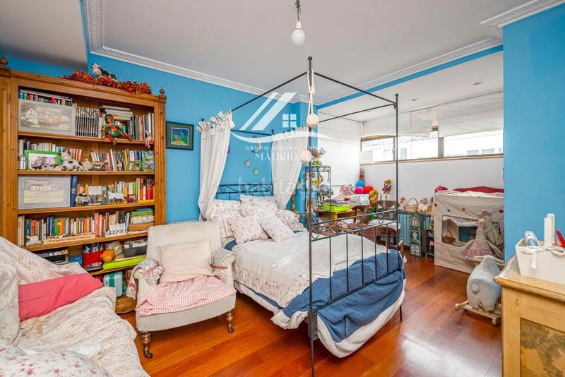 Foto b32bfbc2-5665-42d7-8e68-f1e2d8902a30. Piso exclusiva vivienda en chamartín , 289 m 2 en Madrid