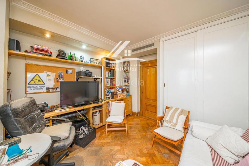 Foto cc3b3720-3bae-4220-9d7a-f5a2d4643a8f. Piso exclusiva vivienda en chamartín , 289 m 2 en Madrid
