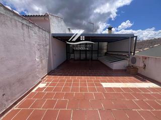 Casa adossada  Calle dr. josé pérez llorca. Málaga  ronda