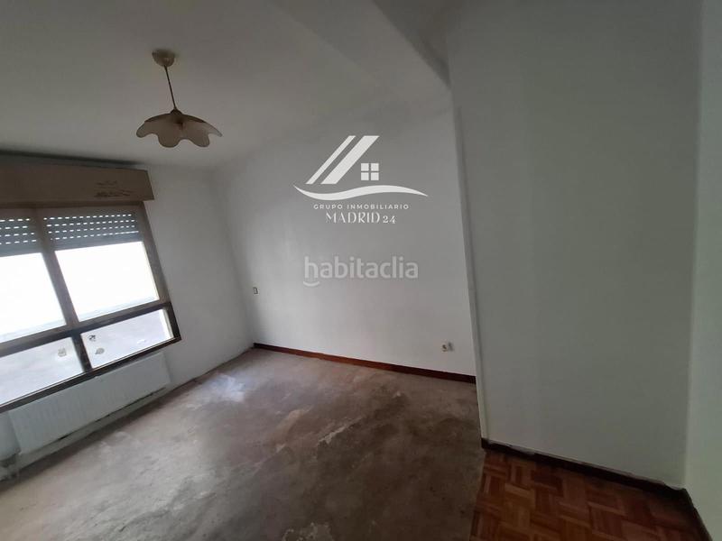 Foto 5cf3e313-944d-4a09-bc1d-47b72bc9ee0f. Piso asturias zona tenderina en Fozaneldi - Tenderina Oviedo