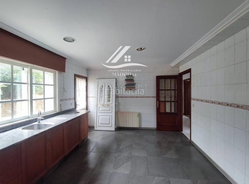 Foto d28b72e4-0cb5-49be-8bee-cbb261c68b26. House in Baiona