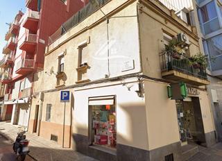 Flat  Carrer de ruiz de padrón. Piso en venta en barcelona  sant martí camp de larpa del clot