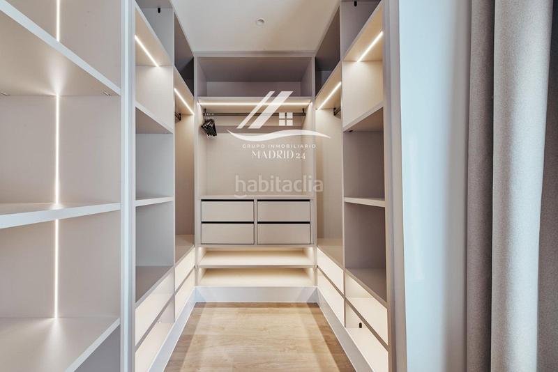 Foto a8e97a18-82dd-4c44-84de-eba606c4b7f8. Pis amb calefacció aparcament a Lista Madrid