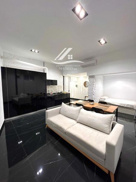 Foto d3d9e423-df97-409d-a30b-9e60a88cd614. Piso semisótano en barrio Palacio centro en Palacio Madrid