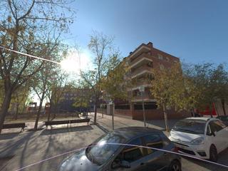 Parking voiture à Carrer de calassanç duran 217. Parking individual