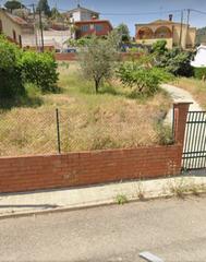 Terreny residencial  Carrer parlament. Estupendo terreno con proyecto