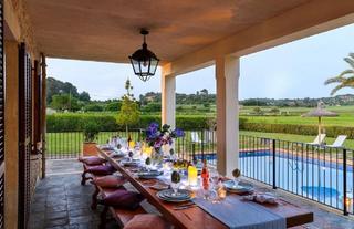 Mas à Sineu. Espectacular villa con licencia vacacional para 10 personas en l