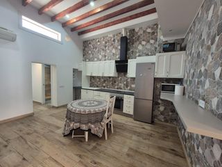 Casa adossada a Pere Garau. Planta baja techo libre en pere garau