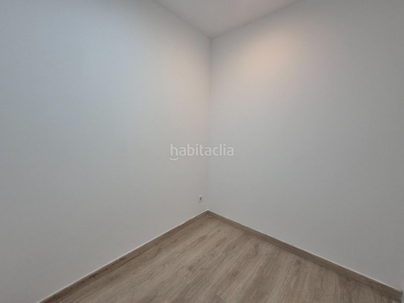 Foto bb0d0b0b-9dca-4959-8881-a8b3912cb91c. Casa adossada a Pere Garau Palma de Mallorca