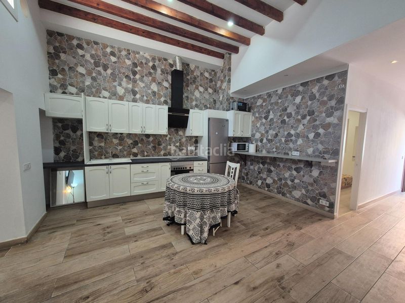 Foto d5849fb9-d9c4-4382-be63-5ff01b7de7b9. Casa adossada a Pere Garau Palma de Mallorca