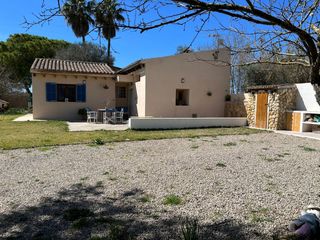 Rent Chalet in Centro. Casa en inca para empresas