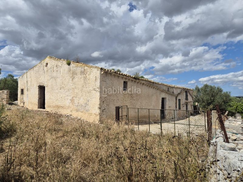 Foto 38a07304-65f7-4fd8-aa35-b79c8e137034. Masia amb aparcament a Sineu