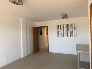 Flat in Es Vivero. Espectacular piso con ascensor y parking en palma zona conforama