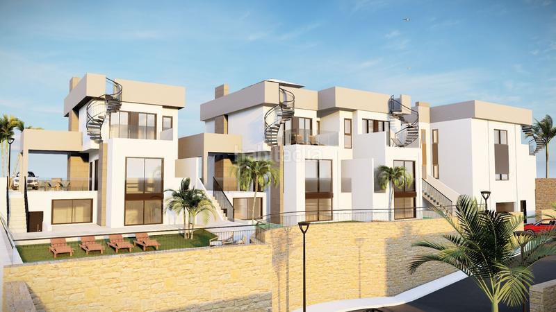 Foto 2744f5bf-5987-43c5-ac89-33cdca105858. Casa villa de 3 dormitorios, 2 baños, solarium y jardín alicante costa blanca estas casas adosadas de 3 dormitorios, 2 baño en Algorfa