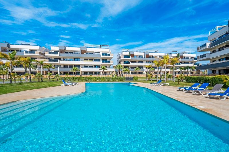 Foto 207f6207-4df7-488a-9d6b-bff5a26f5057. Attico con riscaldamento parcheggio piscina in Zeniamar - Horizonte - La Campana Orihuela