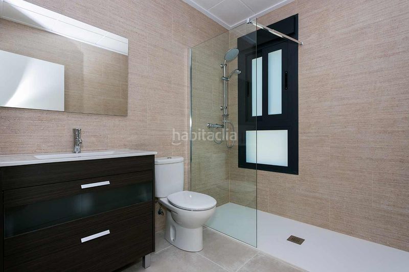Foto 7f3a4eb6-85b6-451e-be25-9ddfdebdc8a0. Casa amb aparcament piscina a Daya Nueva
