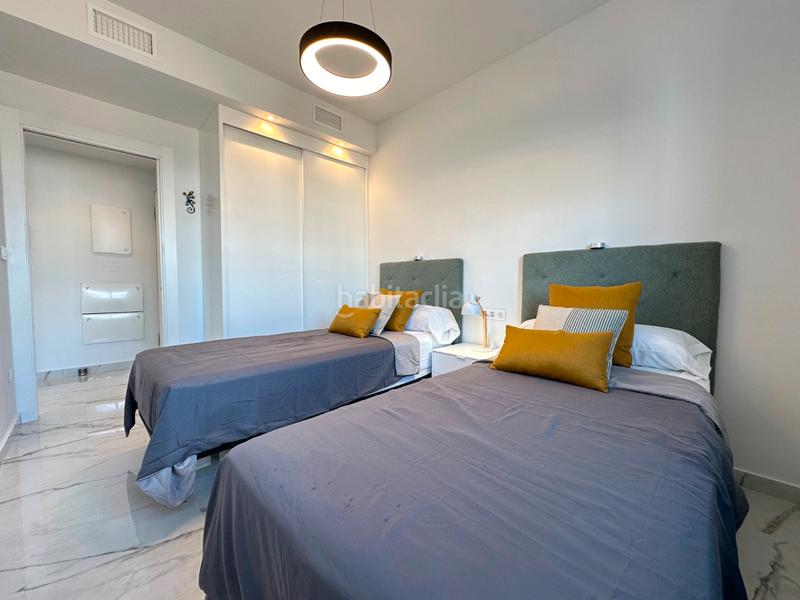 Foto 9efe9002-2697-40aa-91ec-4c8cf2308e3b. Rent penthouse with heating parking pool in Zeniamar - Horizonte - La Campana Orihuela