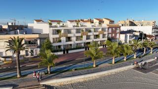 Apartament a San Pedro del Pinatar. Apartamento en planta baja de 3 dormitorios, 2 baños, terraza, p