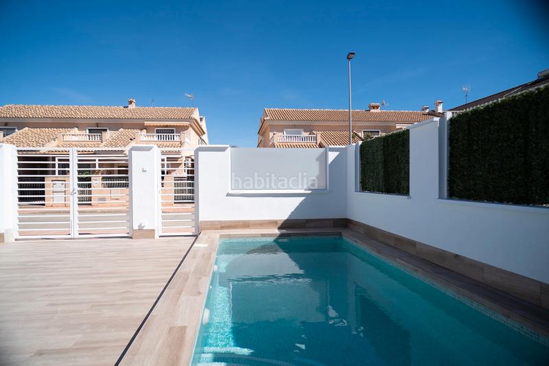 Foto 24d440ef-f354-4d86-abc3-f3cbd3fbff47. Chalet avec parking piscine dans San Javier San Javier