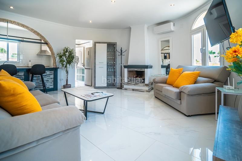 Foto 02389b3d-1318-40f3-8c98-50b07014385e. Casa en venta impresionante villa de estilo mediterraacuteneo con vistas a la azotea y piscina en la siesta, descubra la cas en Torrevieja