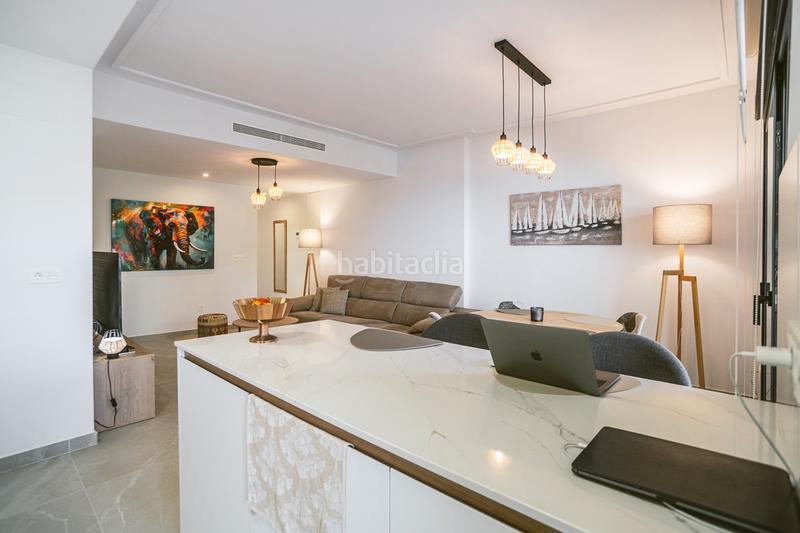 Foto 2ddd035d-f8be-4007-98b9-4223fe3536c4. Piso elegant 2bedroom apartment with garage and 17 m terrace just 100 m from playa del cura, experience the best of mediterr en Torrevieja