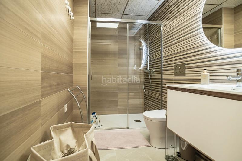 Foto 88600acf-b976-4b55-bb1b-855e1f9ba0d4. Piso elegant 2bedroom apartment with garage and 17 m terrace just 100 m from playa del cura, experience the best of mediterr en Torrevieja