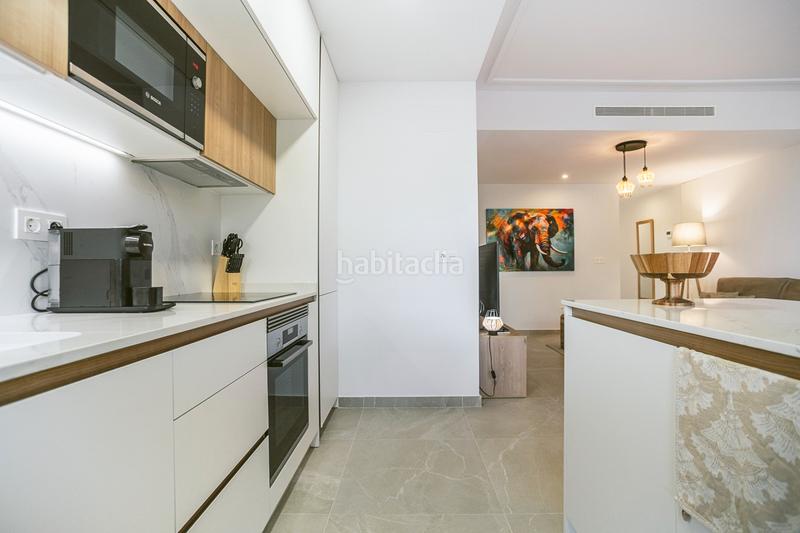Foto c6db910d-7052-41ae-b0d8-3bcd67db28f1. Piso elegant 2bedroom apartment with garage and 17 m terrace just 100 m from playa del cura, experience the best of mediterr en Torrevieja