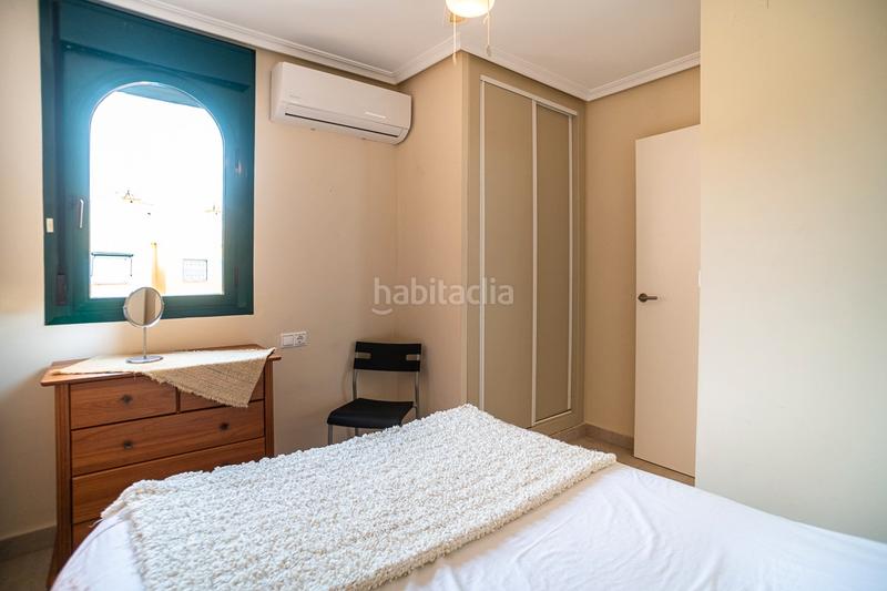 Foto 676f8e82-e651-4ea0-8c40-a0aca4d77316. Casa charmante halfvrijstaande woning in los balcones, ontdek deze prachtig onderhouden woning in de gewilde wijk los balcon en Torrevieja