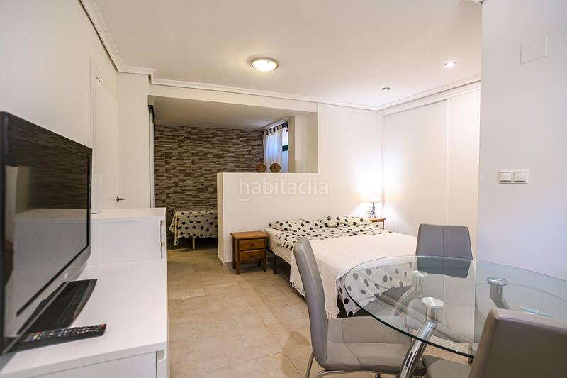 Foto c5992572-5c96-4180-be5d-528dedd8c555. Casa charmante halfvrijstaande woning in los balcones, ontdek deze prachtig onderhouden woning in de gewilde wijk los balcon en Torrevieja