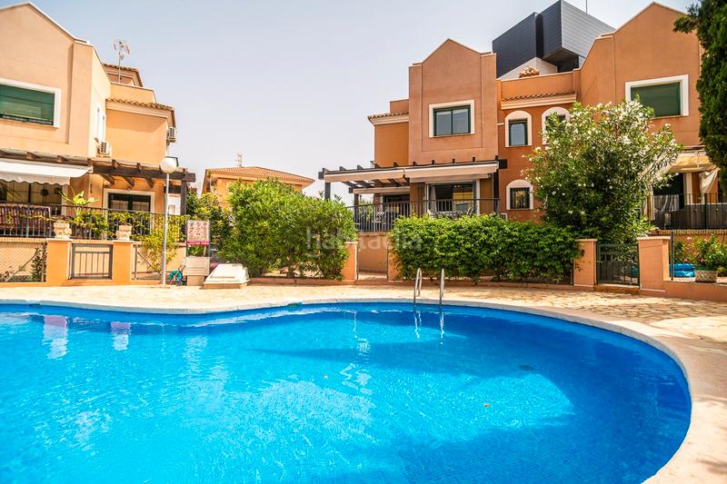 Foto cfe81c7f-9116-499a-b39b-945018a0ab6b. Casa charmante halfvrijstaande woning in los balcones, ontdek deze prachtig onderhouden woning in de gewilde wijk los balcon en Torrevieja