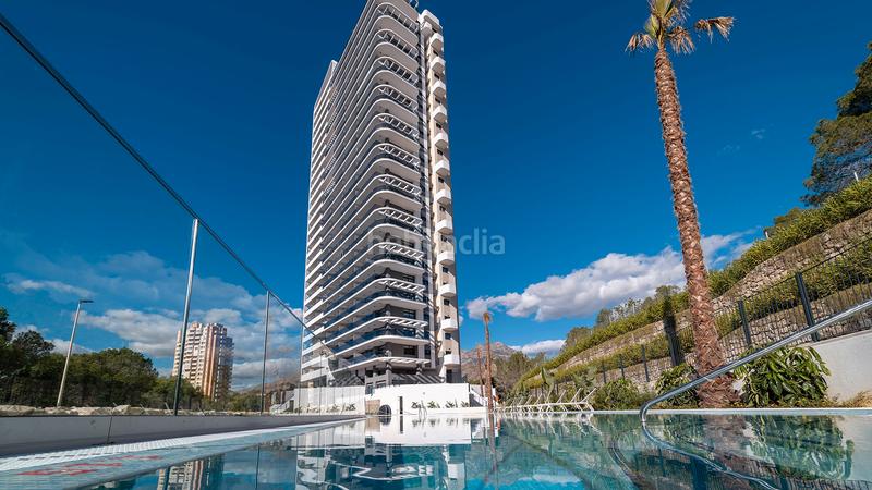 Foto 16e550a2-e9e3-4110-ad64-2d3cd575e3d4. Penthouse with parking pool in Via Parque Benidorm
