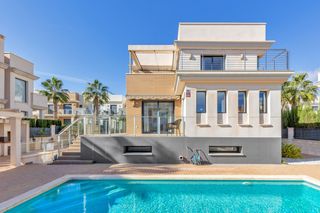 Casa en La Zenia. Villa de lujo en la zenia, orihuela costa.esta villa estaacute s